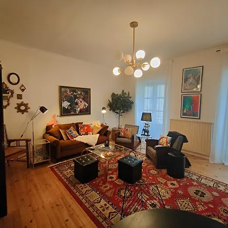 Apartment Le Coeur De Cahor! 2 Bedroom Luxury 85m2. Cahors