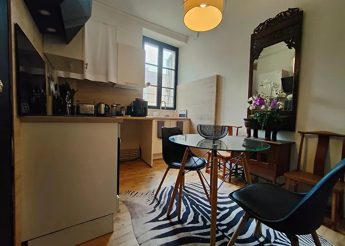 Le Coeur De Cahor! 2 Bedroom Luxury 85m2. * Каор